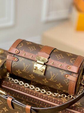 AUTHENTICLouuis Vuitton PAPILLON TRUNK bag
